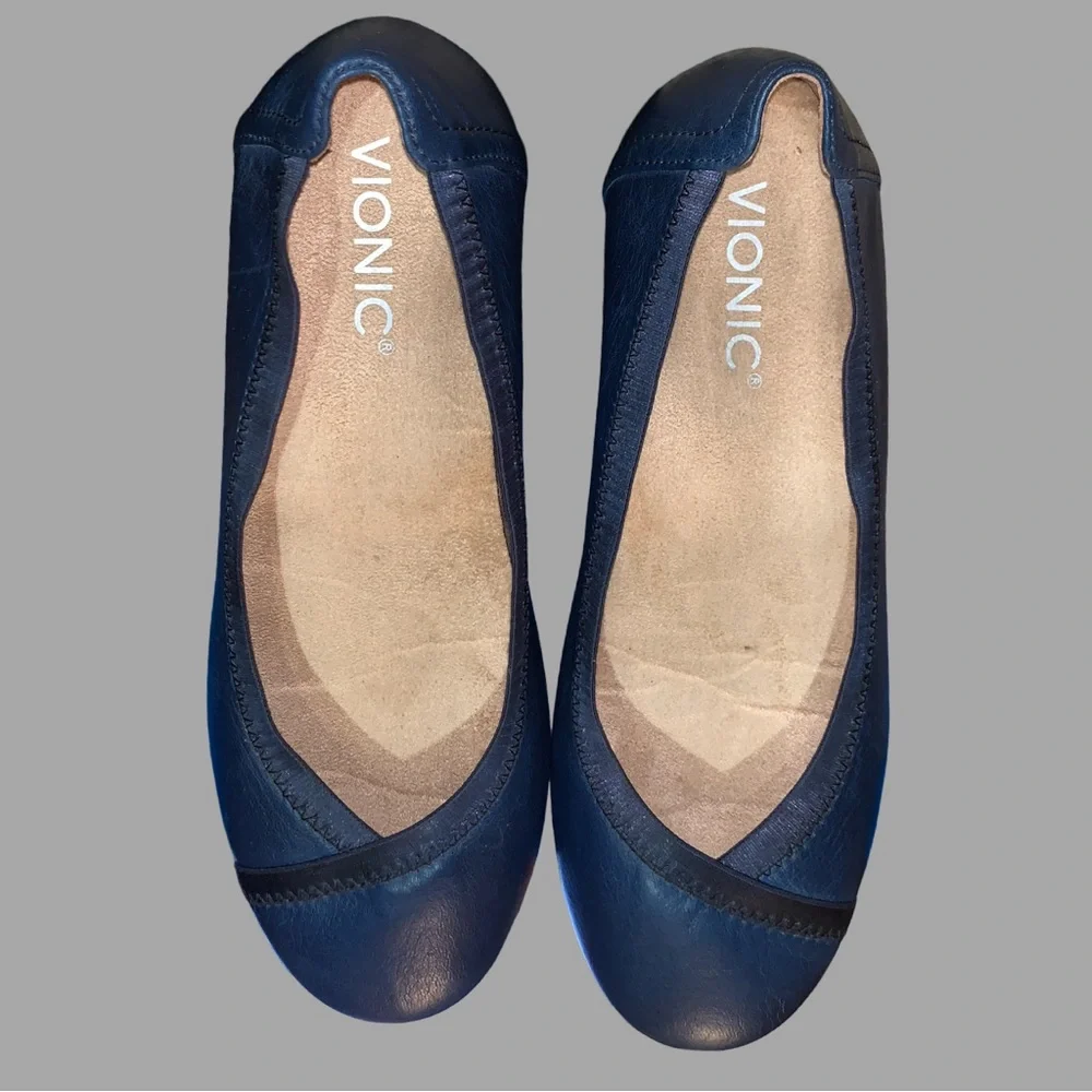 Vionic Navy Blue Leather Ballet Flats